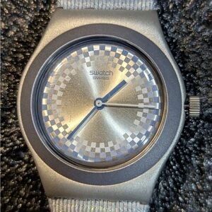 Vintage Swatch Irony CRYSTAL CURTAIN YLS1024 Women's Watch